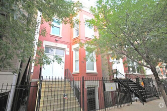 Building Photo - 1718 W Pierce Ave