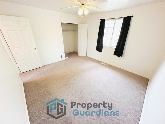 Building Photo - 418 E 500 S