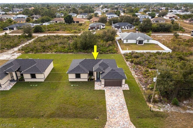 Building Photo - 2713 25th St SW