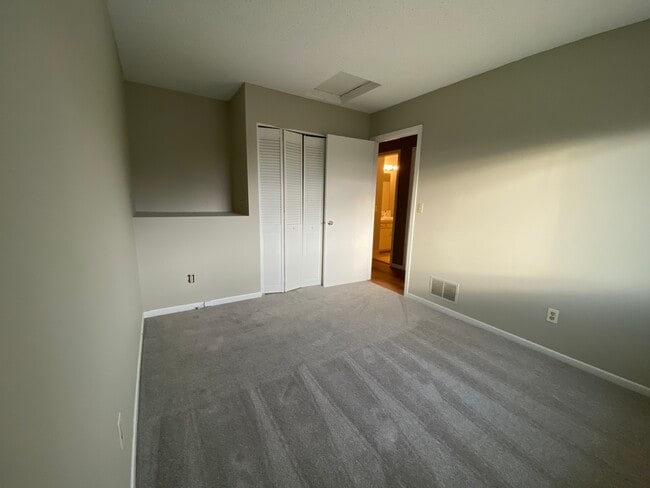 Building Photo - 2497 Copper Cliff Trail