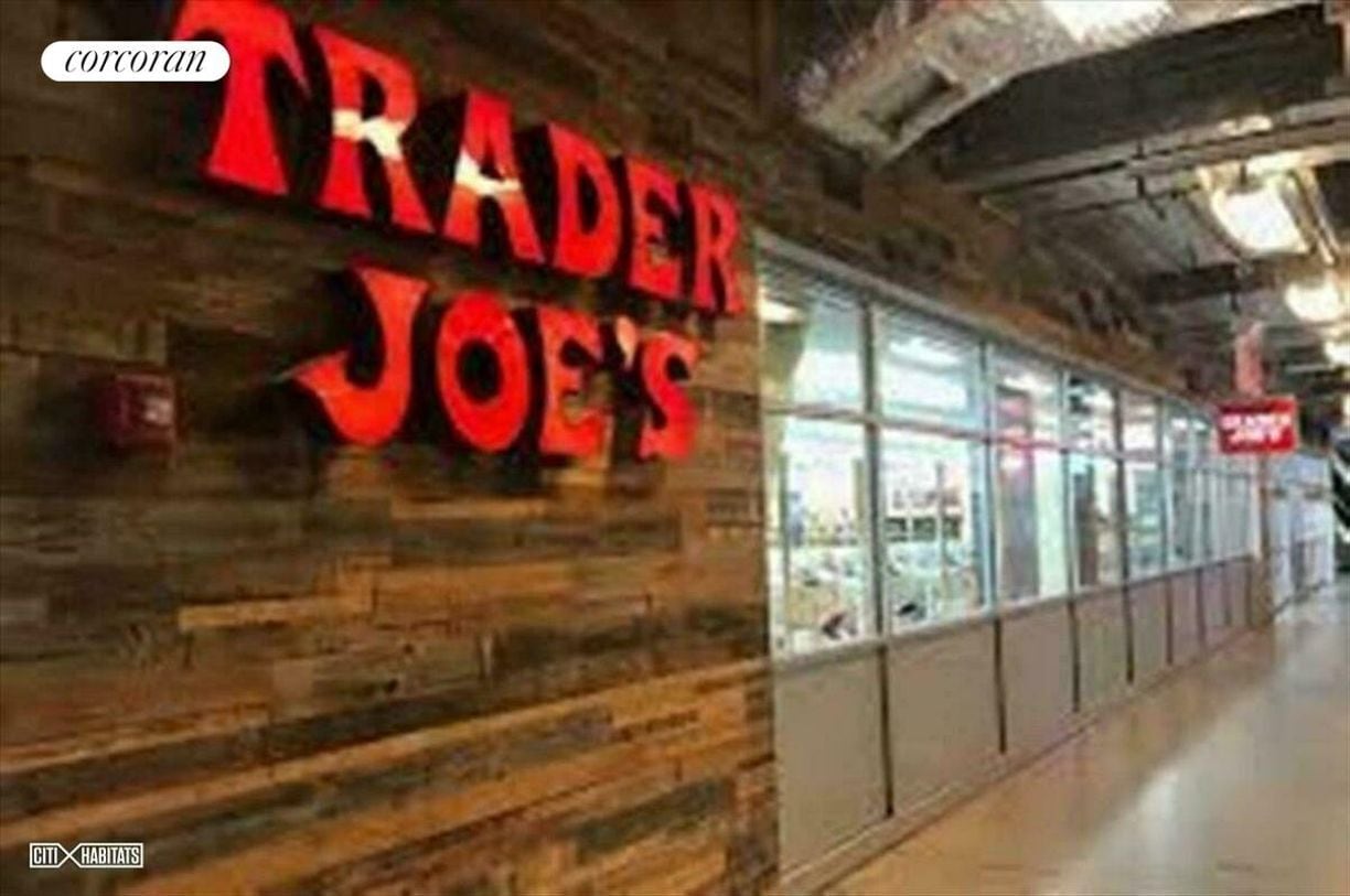 Building Photo - 139 E 33rd St