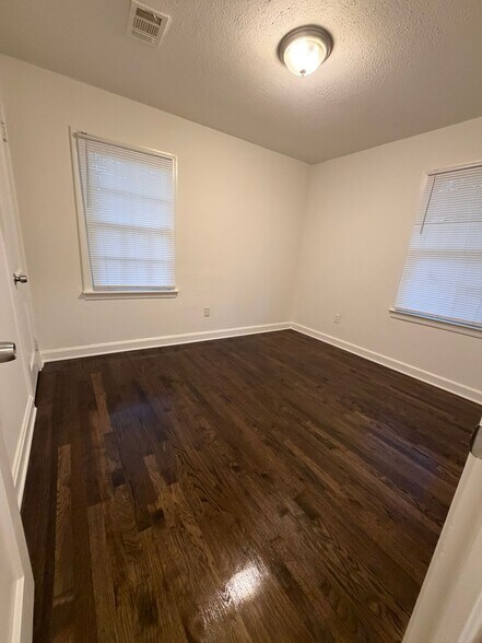 Building Photo - 2368 Jernigan Pl SE