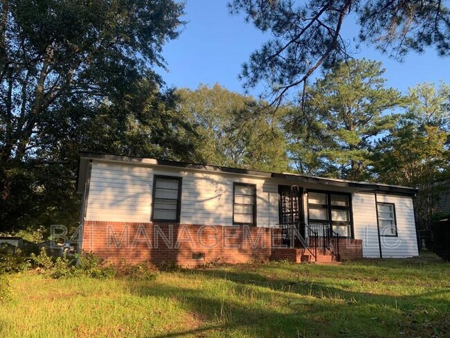 Primary Photo - 324 Mays Ave