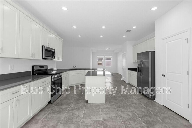 Building Photo - 3078 Country Side Dr