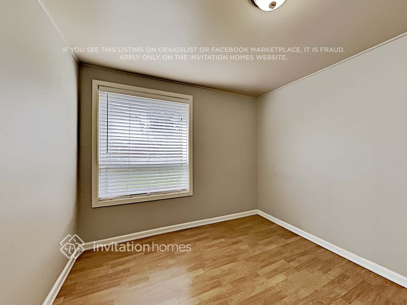 Building Photo - 18303 9th Ave NE