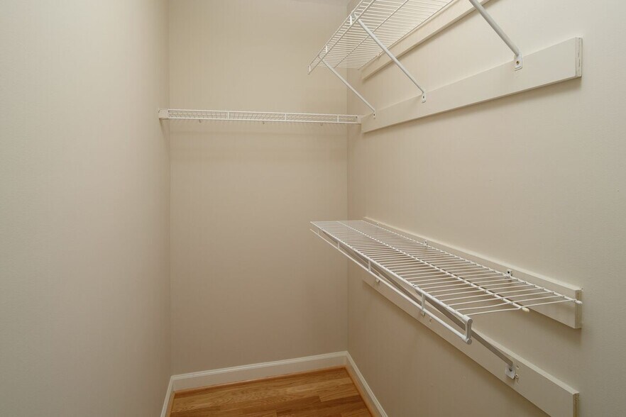 Building Photo - 1308 Clifton St NW