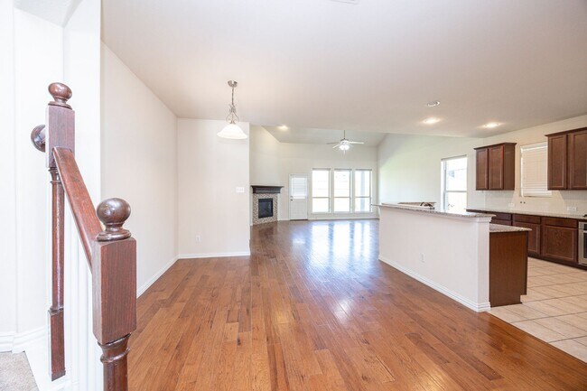 Building Photo - Elegant 5-Bedroom Home in Frisco ISD with ...