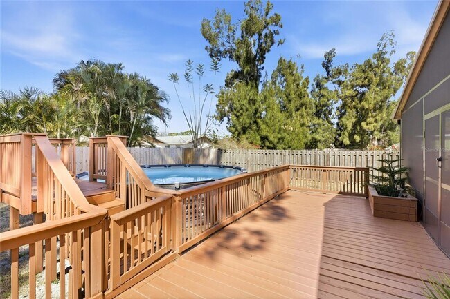 Building Photo - 5320 Moeller Ave