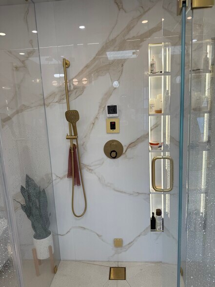 Building Photo - 109 El Porton