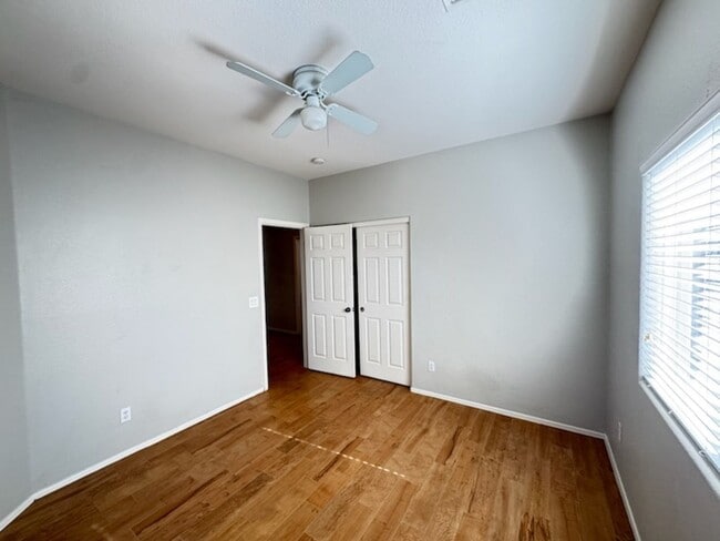 Building Photo - Chandler 4 bed 2 bath