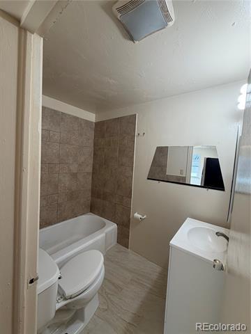 Building Photo - 135 S Osceola St