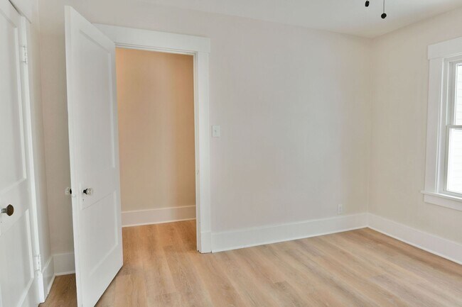 Building Photo - 310/312 Prospect St