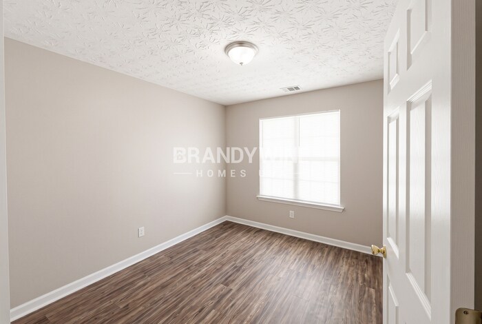 Building Photo - 2168 Wingfoot Pl