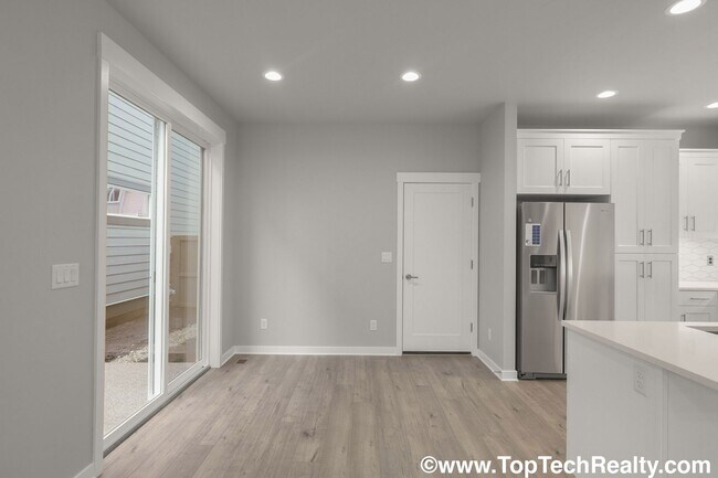 Building Photo - Gorgeous Modern New Construction 3BD · 2.5...