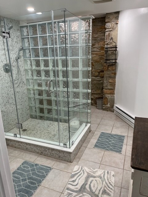Building Photo - 5515 Roland Ave