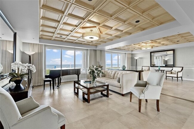 Building Photo - 603 Longboat Club Rd