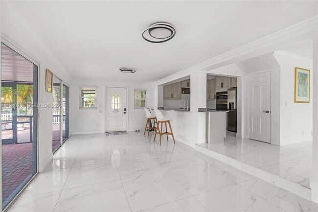 Building Photo - 7601 NW 82nd Terrace