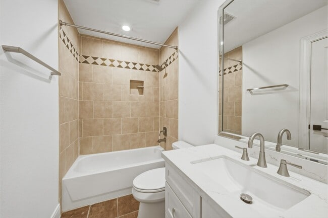 Building Photo - 6130 Hamman St