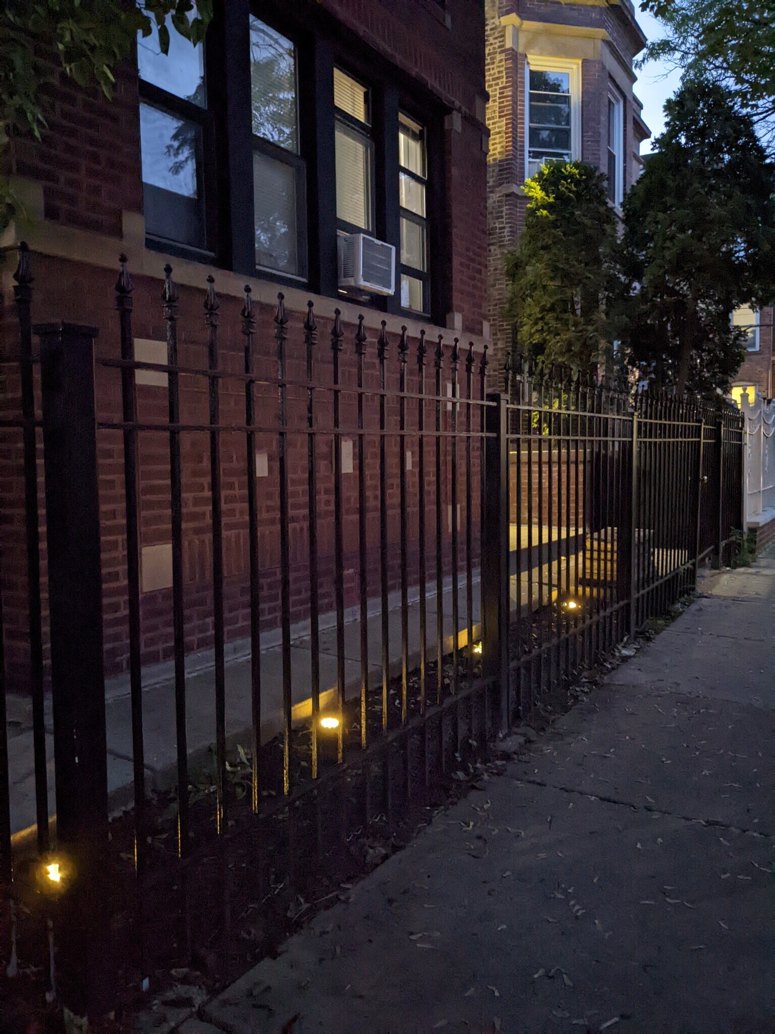Building Photo - 3139 W Leland Ave
