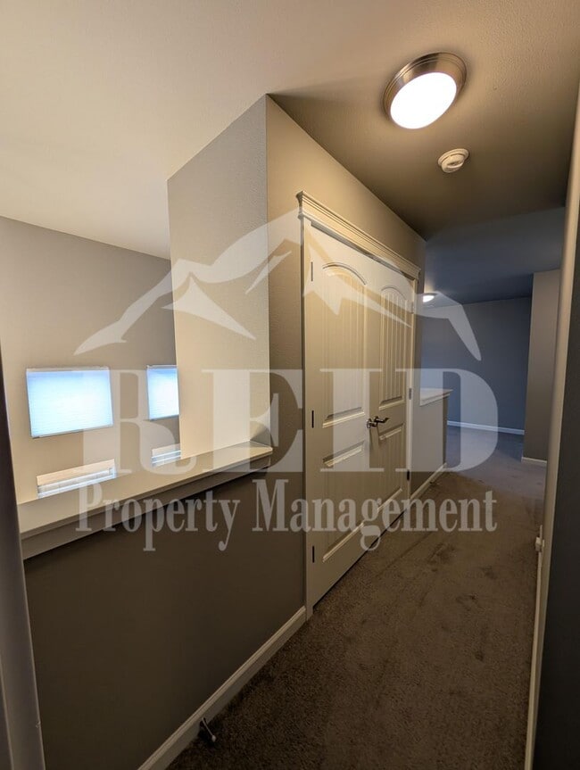 Building Photo - 3887 Portside Dr