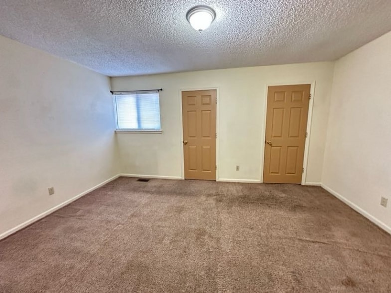 Building Photo - 3134 Tyndall Dr