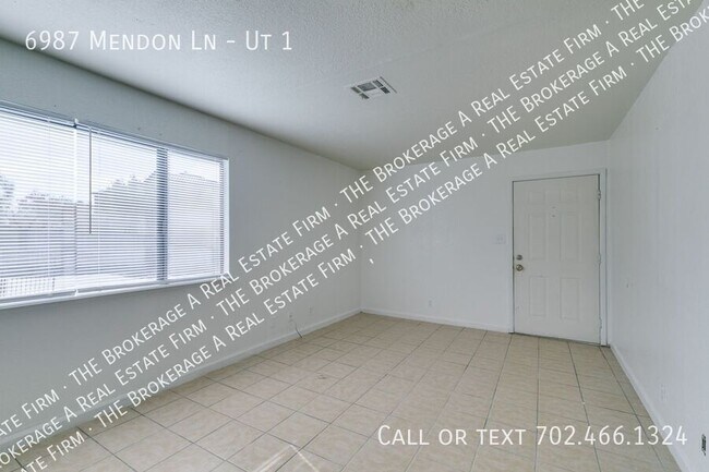 Building Photo - 6987 Mendon Ln