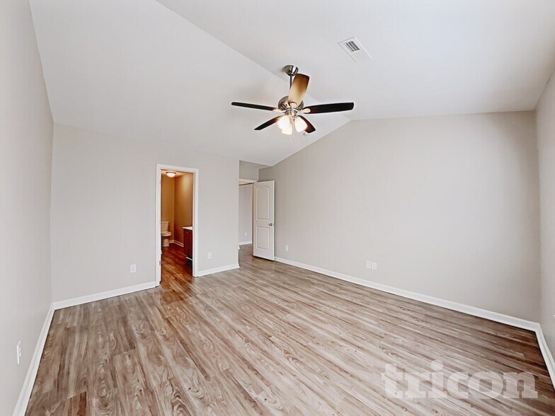 Building Photo - 39 Reno Ct