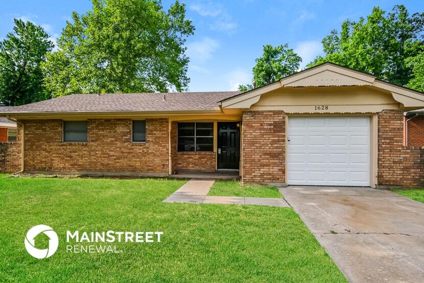 Primary Photo - 1628 Avondale Dr