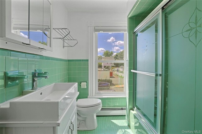Building Photo - 28 Burd St