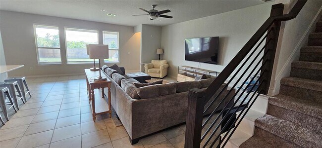 Building Photo - 16700 Fresno Cove