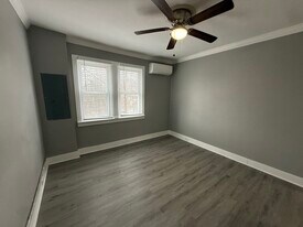 Building Photo - 606 N Woodington Rd