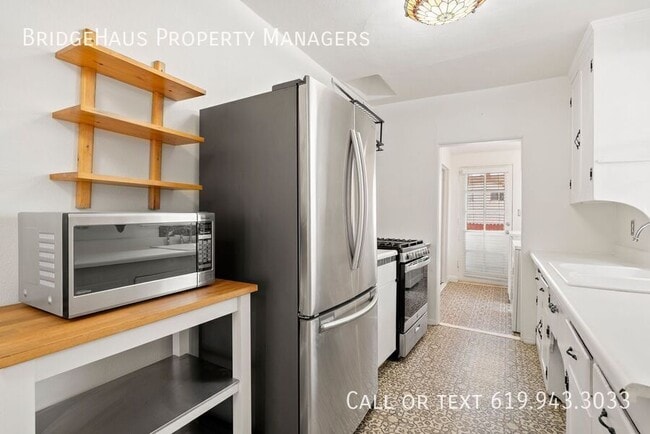 Building Photo - 4441 McClintock St