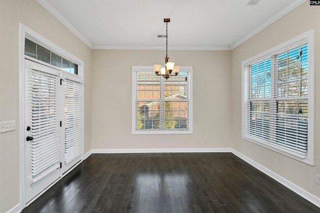 Building Photo - 5 Mapleline Ct