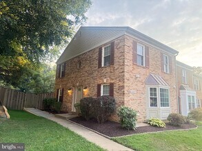 Building Photo - 3409 Tendril Ct