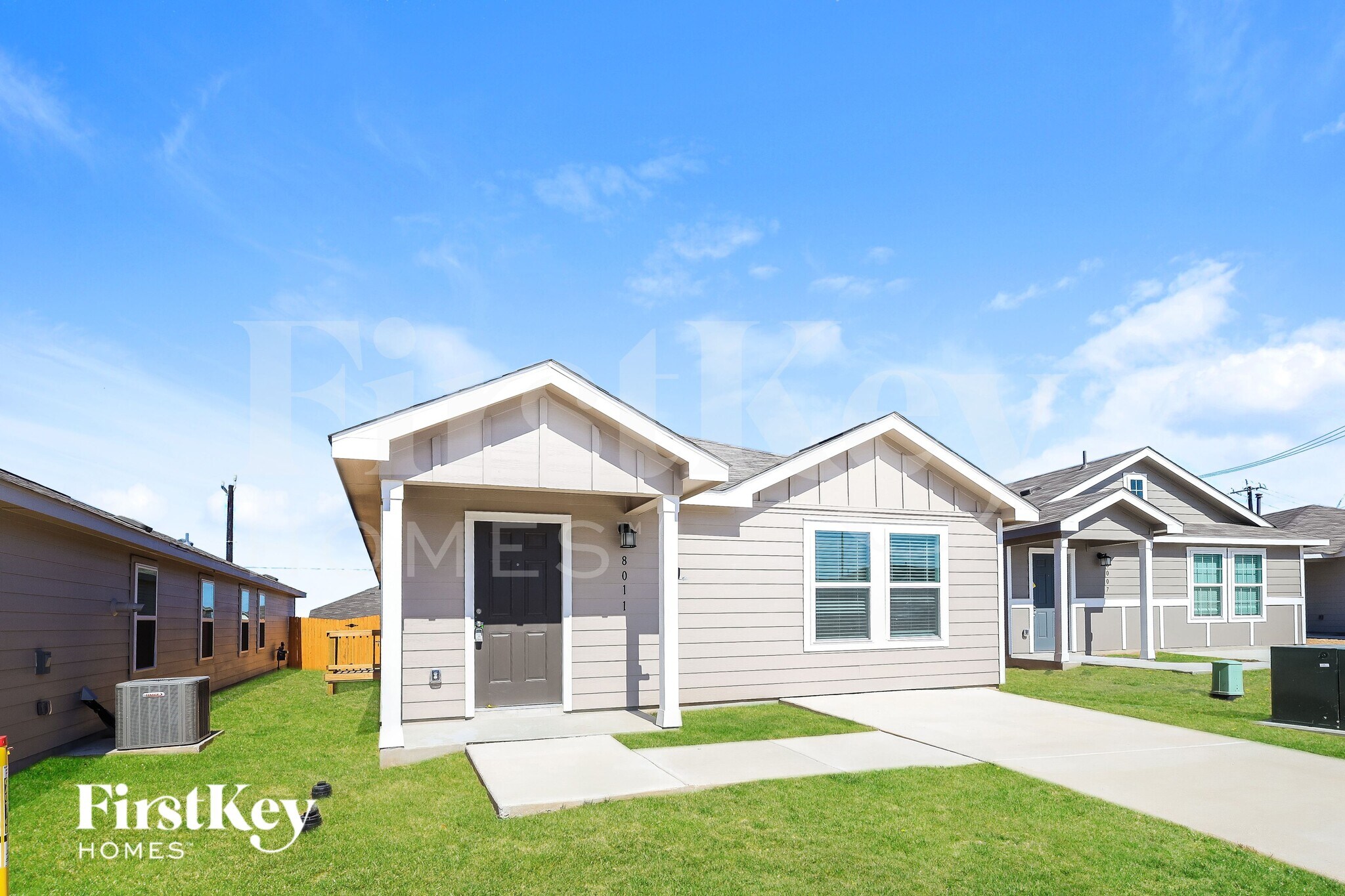 Building Photo - 8011 Nube Medina