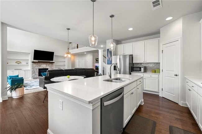 Building Photo - 4105 Vista Pointe Dr
