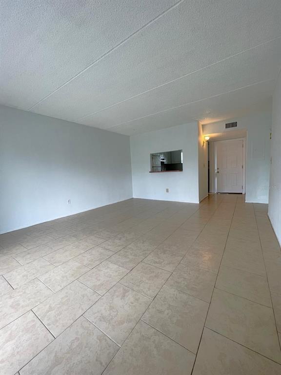 Building Photo - 2846 Somerset Park Dr