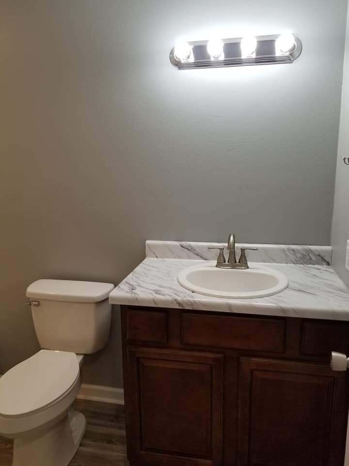 Building Photo - 3 Briarwood Cir