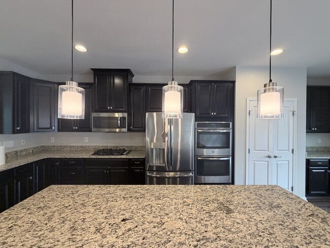 Building Photo - 5613 Freewill Ln