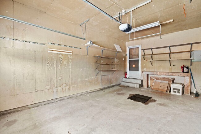 Building Photo - Rice St (17/19)