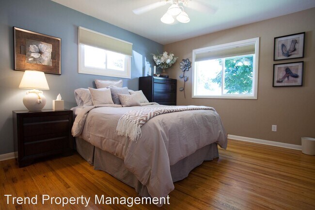 Building Photo - 4 br, 2 bath House - 862 11 1/2 Street SW