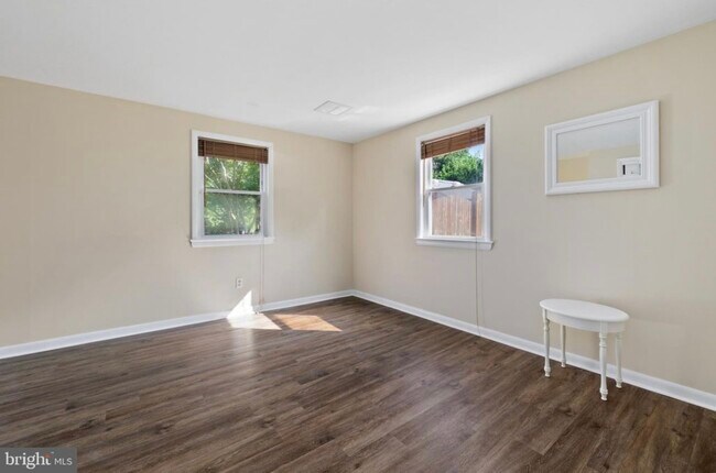 Building Photo - 4622 Upland Dr