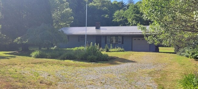 Primary Photo - 203 Church Hollow Rd