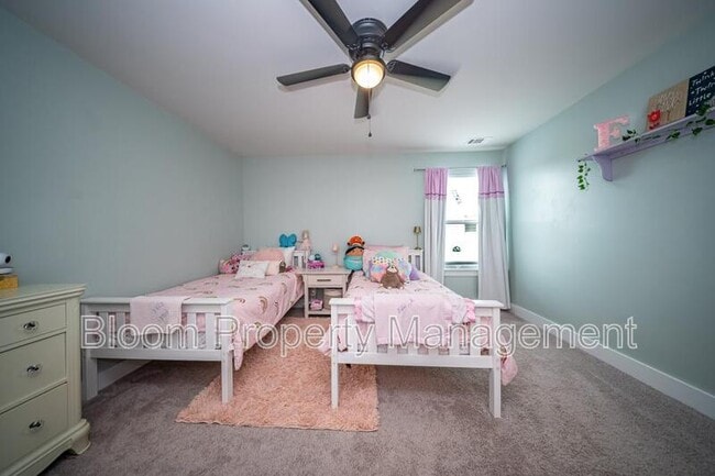 Building Photo - 5008 Cedar Brush Ct