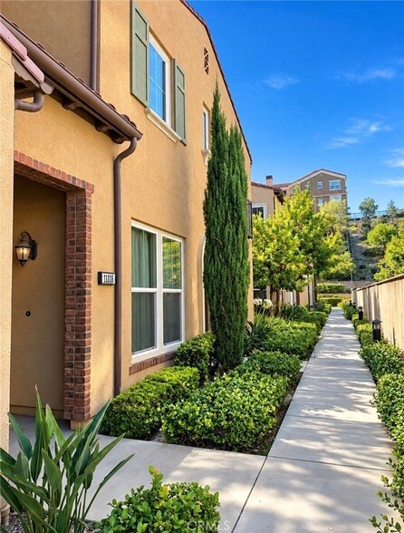 Building Photo - 11316 Paseo La Cumbre