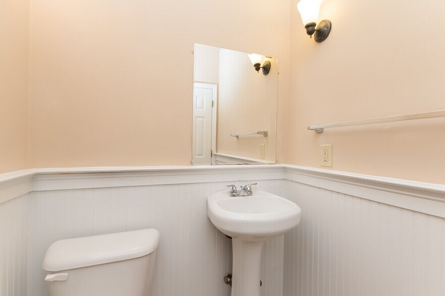 Building Photo - 4063 Percheron Ln SW