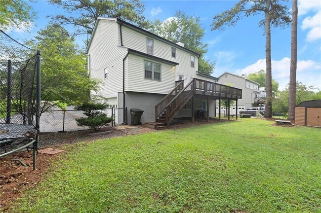 Building Photo - 3220 Casteel Rd