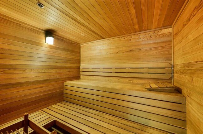 Building Photo - 1 bedroom in Seattle WA 98107