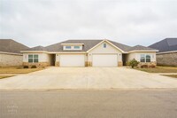 Building Photo - 3841 Kala Dr