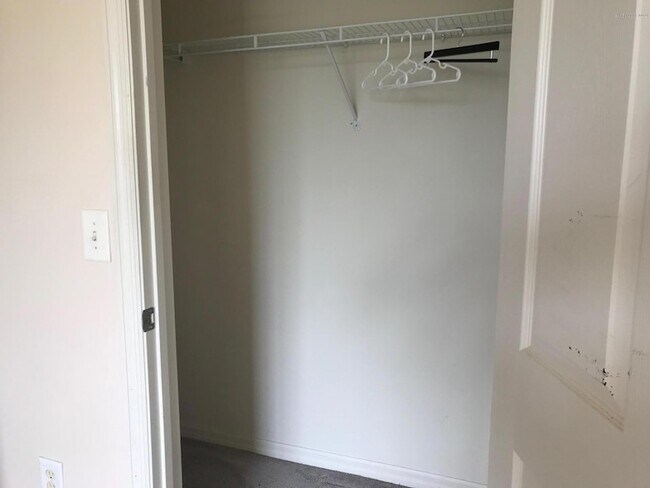 Building Photo - 3532 D'Avinci Way